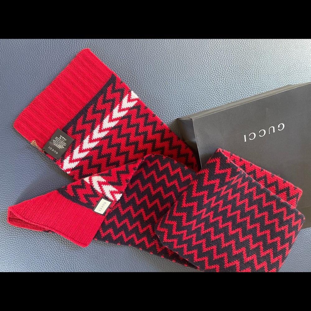 GUCCI Red/Blue—Blue/Red Zaggede Long 2 Tricot 100% Wool Scarf NWT ~ Authentic - Picture 5 of 11